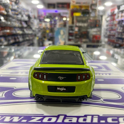 Suelto 1/24 FORD MUSTANG GT MAISTO