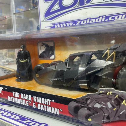 1/24 BATMOBILE & BATMAN THE DARK KNIGHT JADA