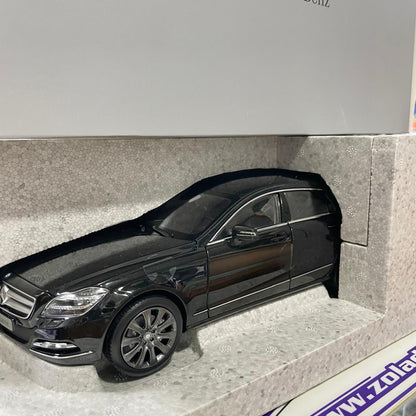 1/18 MERCEDES BENZ C CLASS STATION