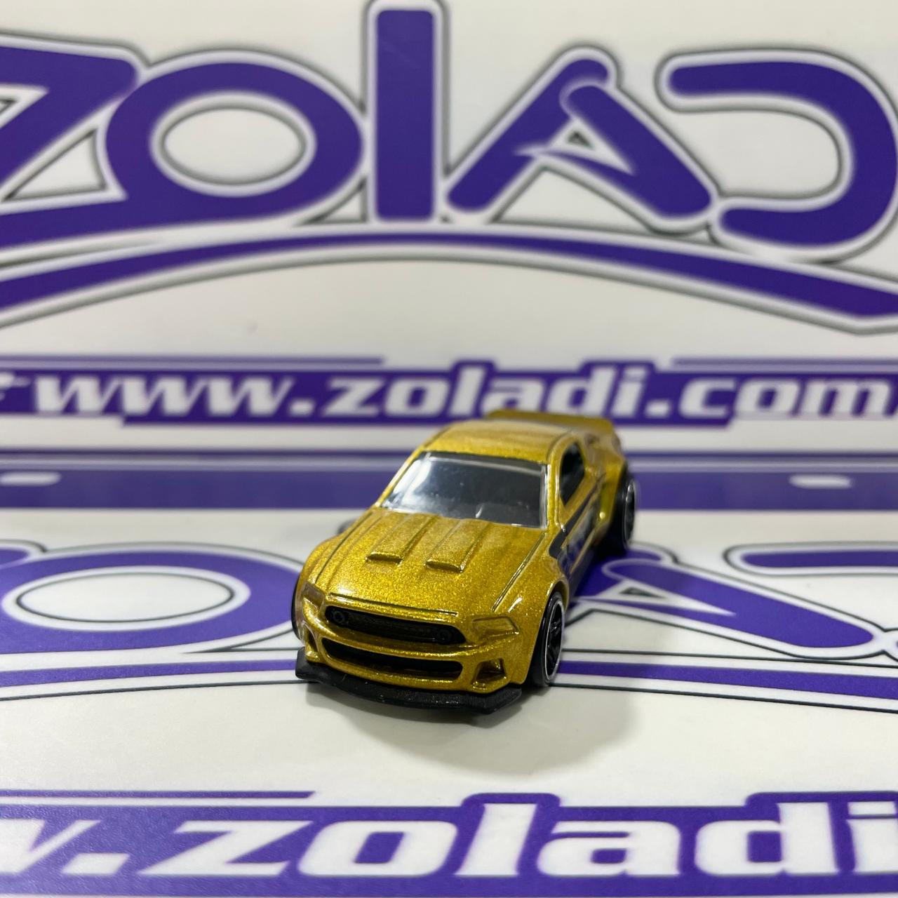 YOUR CUSTOM GOLDEN MUSTANG