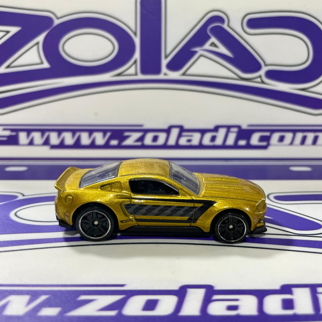 YOUR CUSTOM GOLDEN MUSTANG