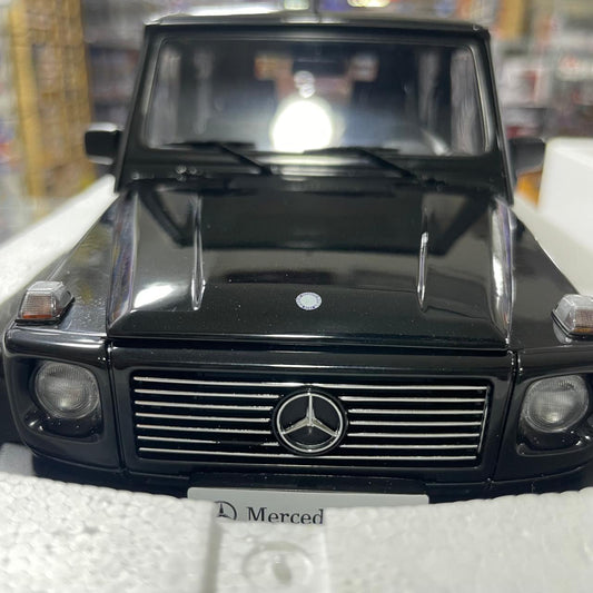 1/18 MERCEDES-BENZ G 500 AUTOART