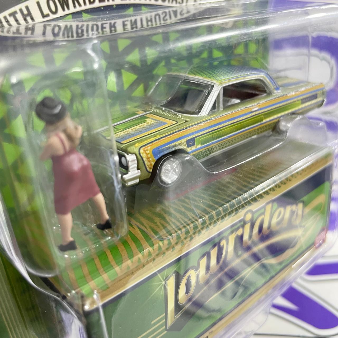 RCCP1014 CHEVY IMPALA JOHNNY LIGHTNING