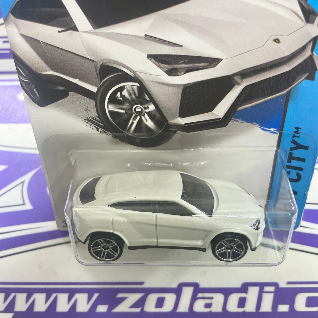 CFJ72 LAMBORGHINI URUS