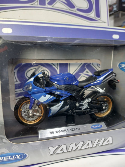 12806 YAMAHA YZF-R1  1/18