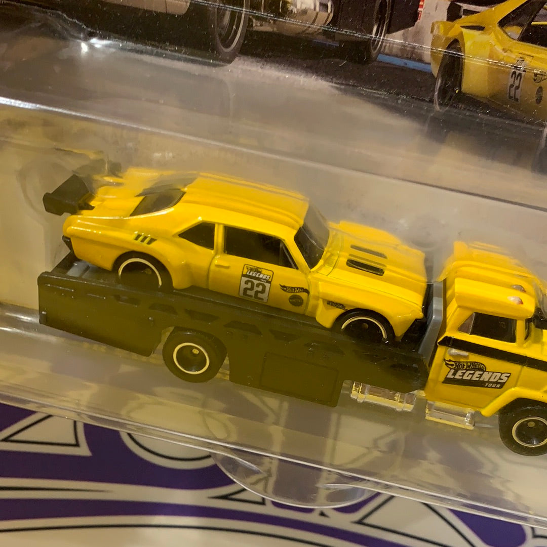 HHL50 Chevy Nova Team Transport Hot Wheels