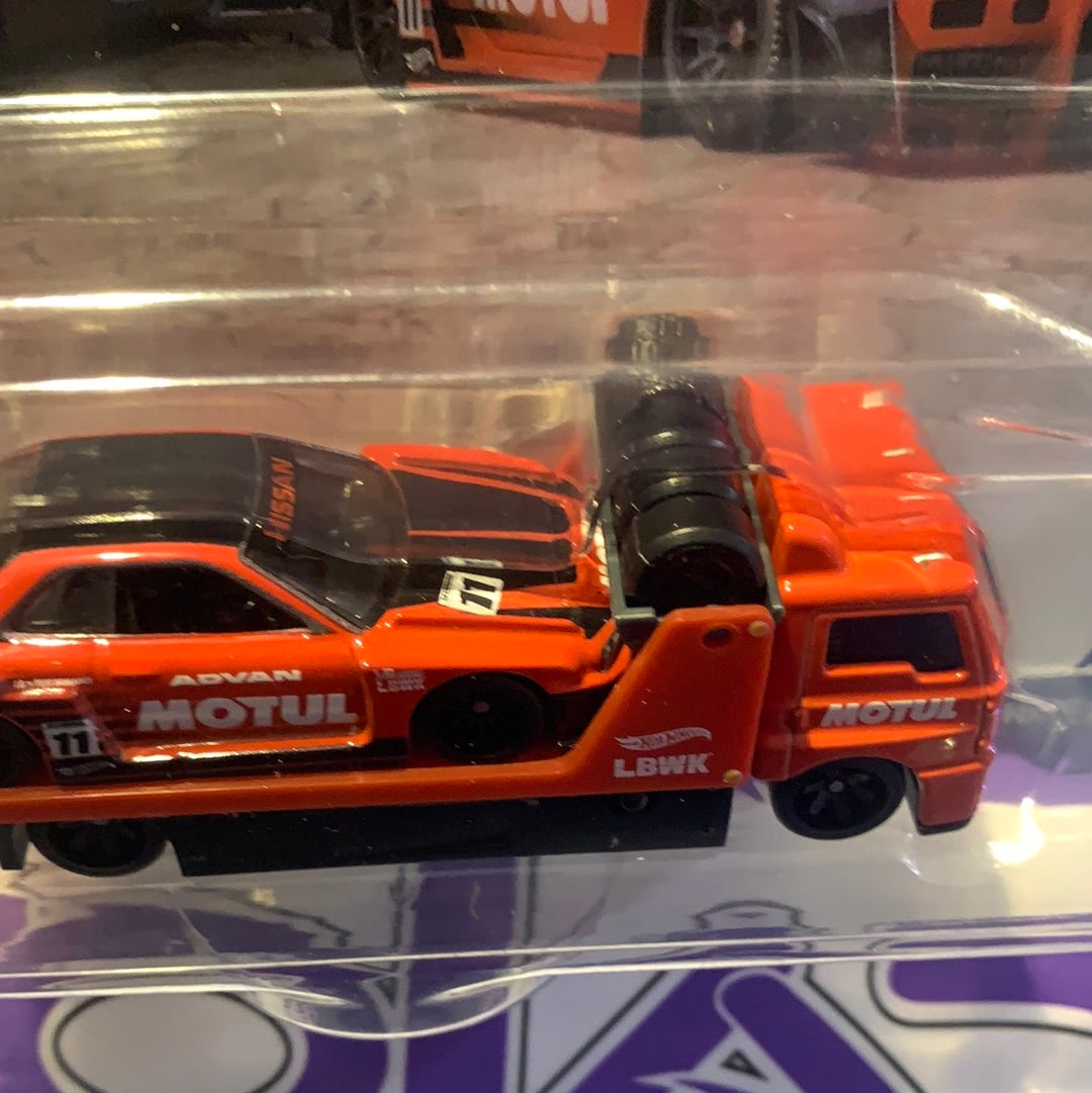 HCN54 Skyline Silhouette Team Transport Hot Wheels