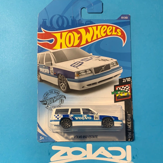 GHB52 Volvo Hotwheels